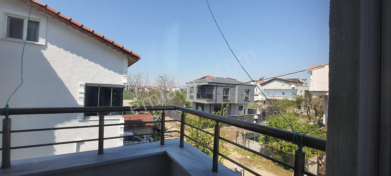 Düzgün Ve Temiz Villa 4+1 Sorunsuz #kartallar Onur Duyar# — fotoğraf 19