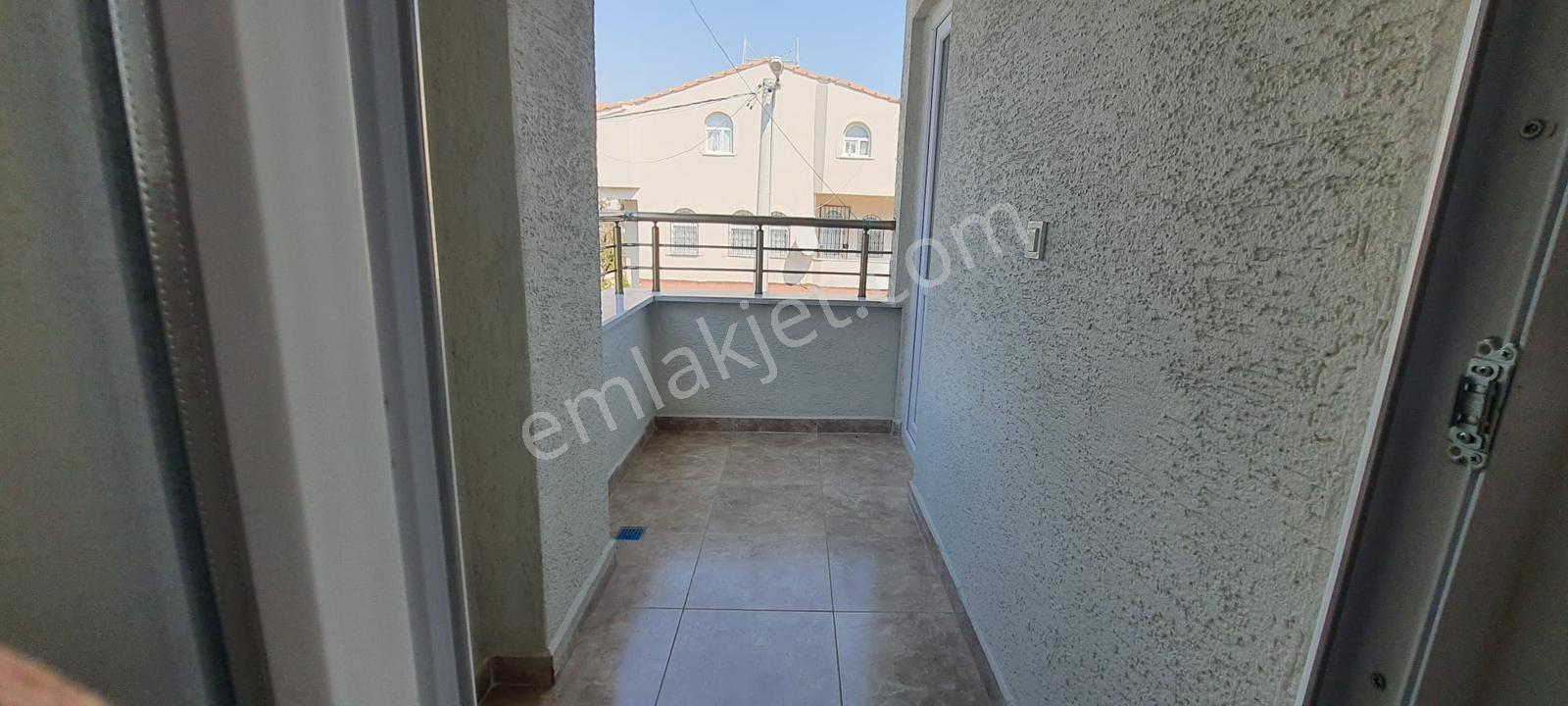 Düzgün Ve Temiz Villa 4+1 Sorunsuz #kartallar Onur Duyar# — fotoğraf 22