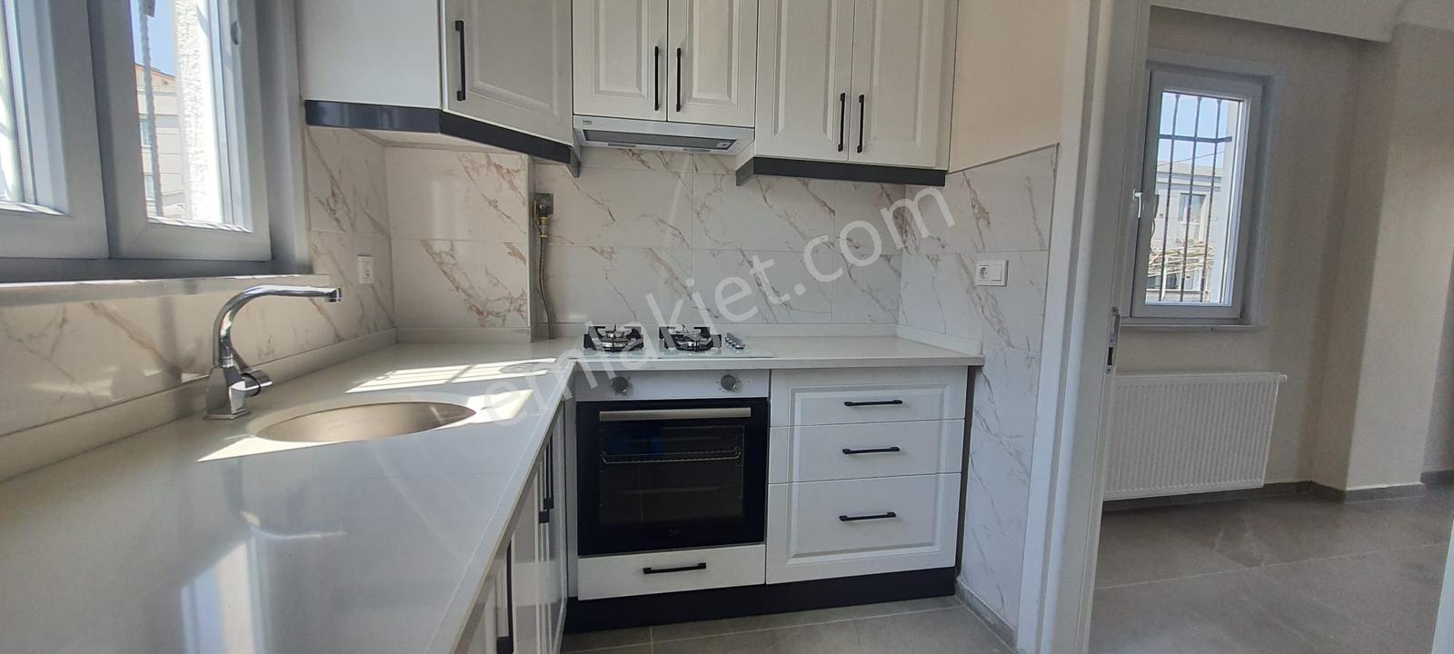 Düzgün Ve Temiz Villa 4+1 Sorunsuz #kartallar Onur Duyar# — fotoğraf 28