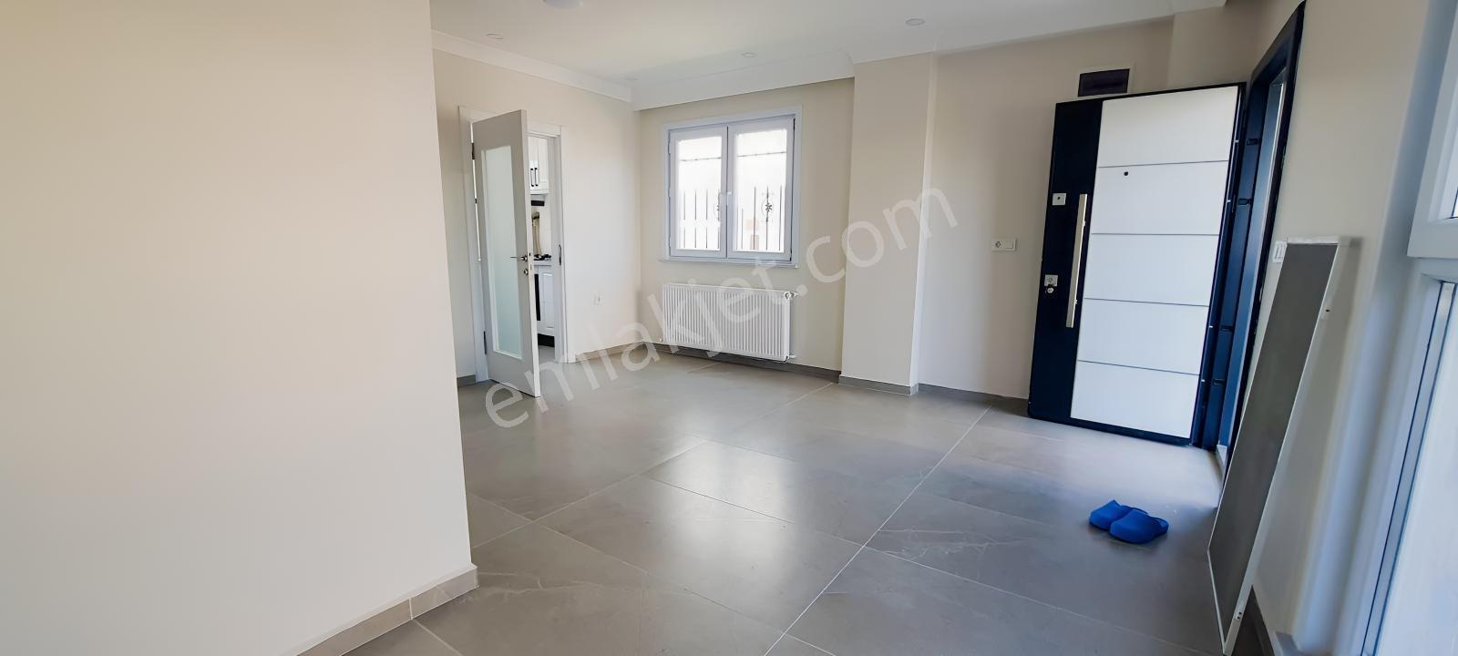 Düzgün Ve Temiz Villa 4+1 Sorunsuz #kartallar Onur Duyar# — fotoğraf 31