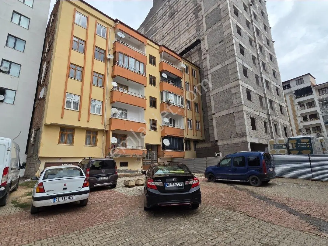 Doğukan Real Estate | Yeni Mahalle Elazığ Belediye Anaokulu Yukarısında 3+1 Asan...
