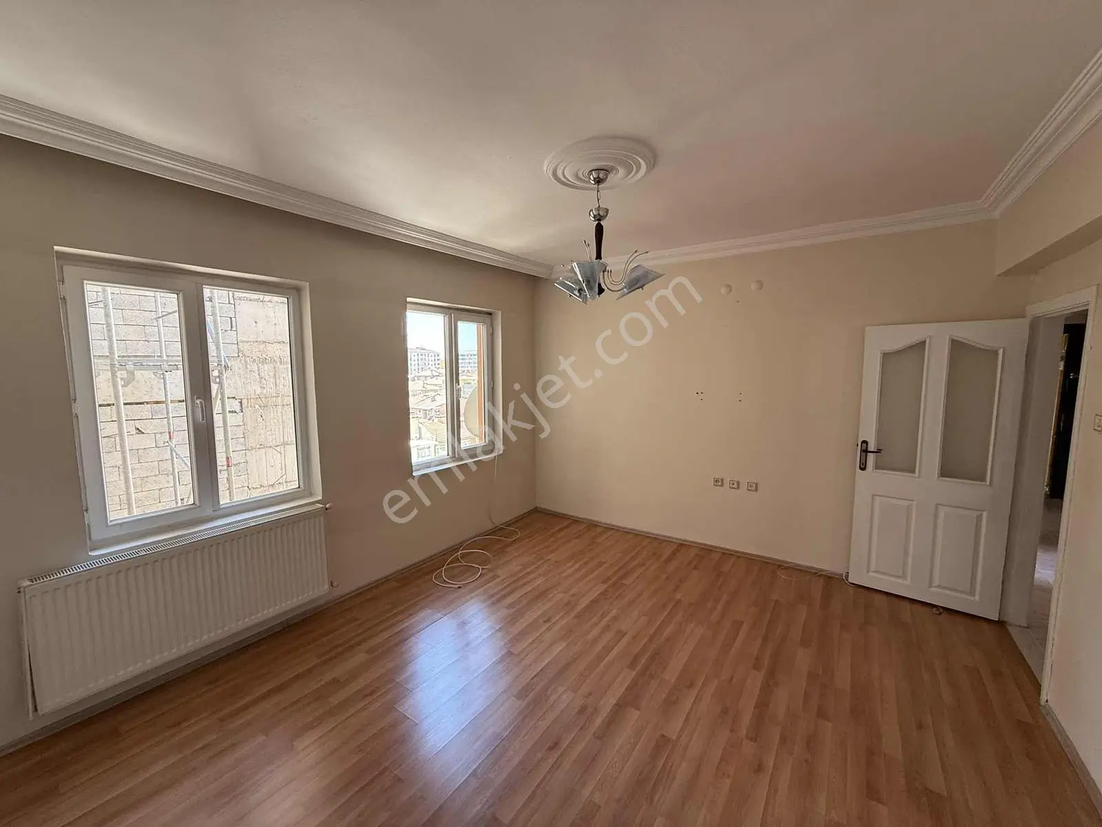 Doğukan Real Estate | Yeni Mahalle Elazığ Belediye Anaokulu Yukarısında 3+1 Asansörlü Satılık Daire — fotoğraf 8