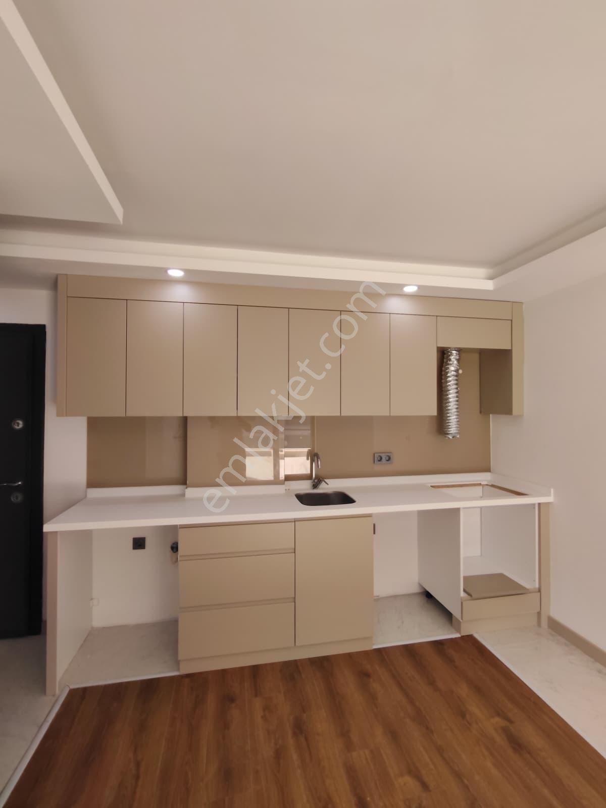 Kepez Göksu’da Havuzlu Sitede 1+1 Satilik Daire — fotoğraf 14