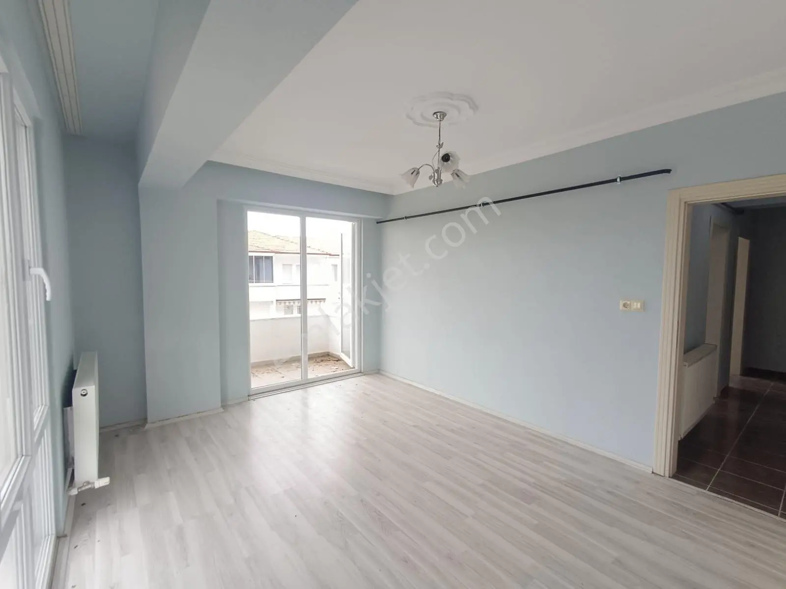 Sakarya Karasu'da Satılık 2+1 Çift Balkonlu Ferah Daire — fotoğraf 3
