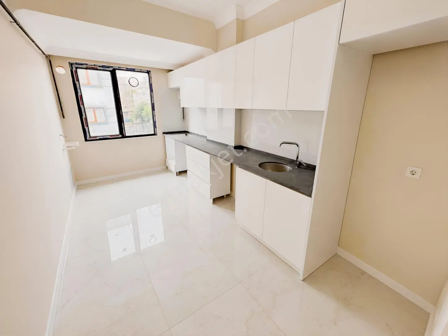 Fırsat!!evim Sistemli!!kurtköye Komşu 92m² Çift Balkonlu Ara Kat — fotoğraf 12
