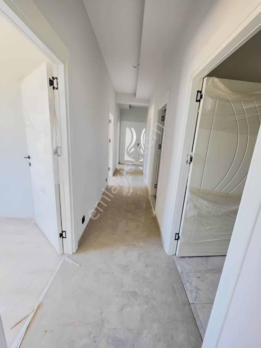 Erdemlinin En Muazzam Konumunda Ana Cad Cepesi 3+1 Daire 135 M2 — fotoğraf 21