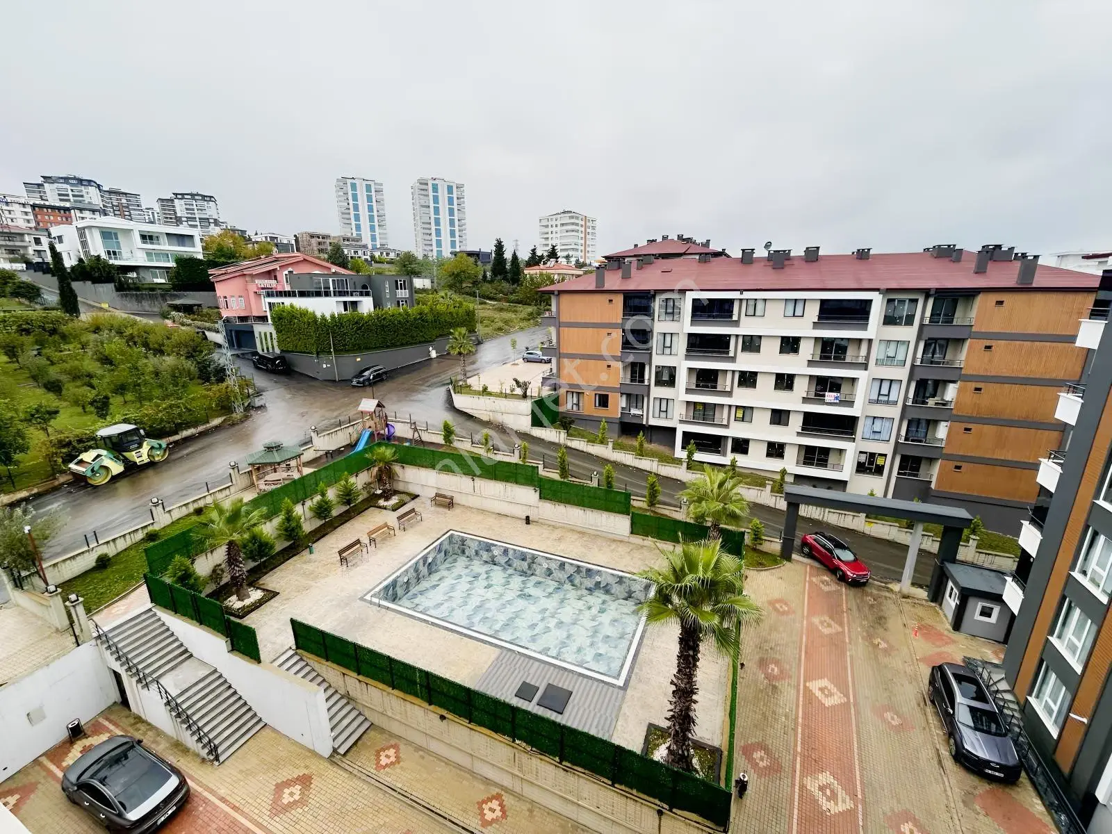 1.5Milyon Kredili Havuz M.6.Kat Satılık 1+1 Daire