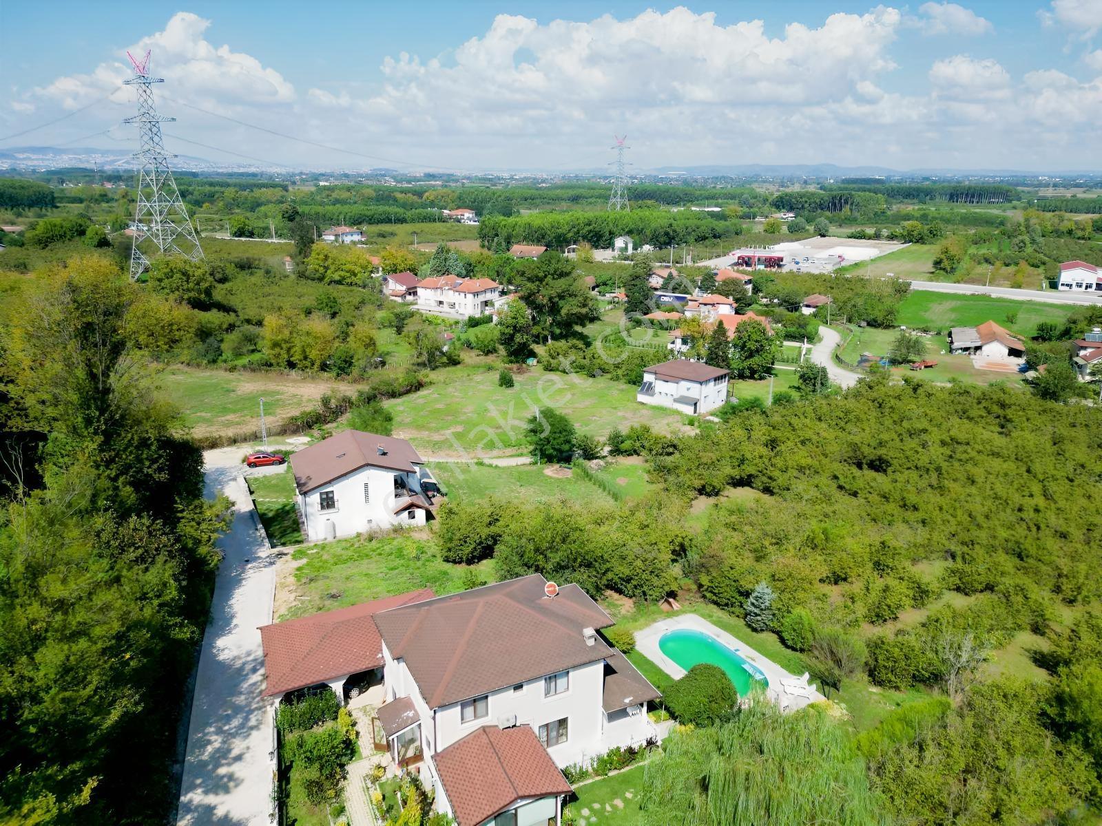 Erenler Kayalar-memduhiyede Tek! 1000 M2 İnşaatahazır İmarlıarsa — fotoğraf 2