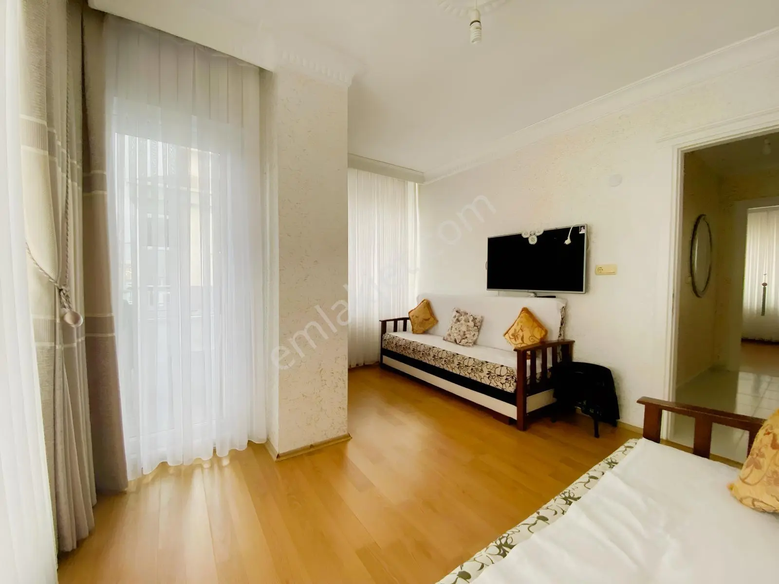 Gazi Hastanesi Arkası Cadde Üstü Cift Balkonlu 10 Yaşnda Arakat — fotoğraf 24