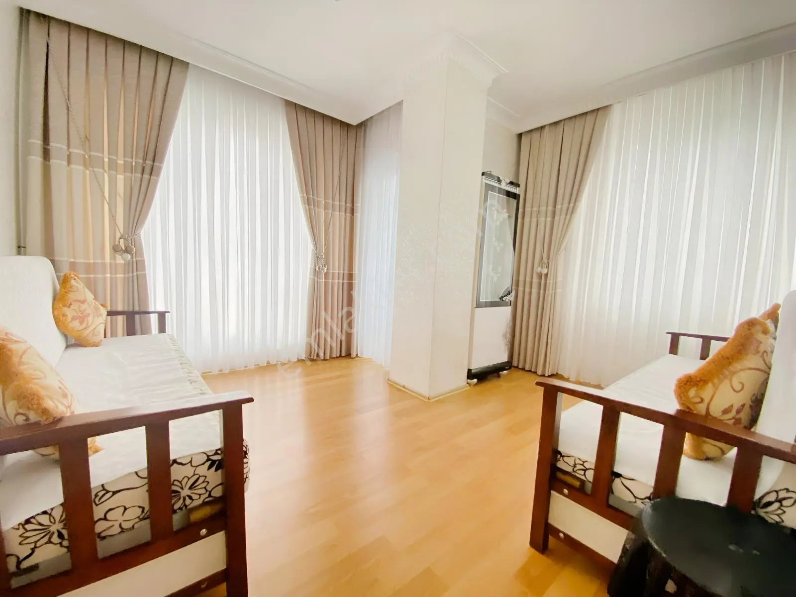 Gazi Hastanesi Arkası Cadde Üstü Cift Balkonlu 10 Yaşnda Arakat — fotoğraf 26