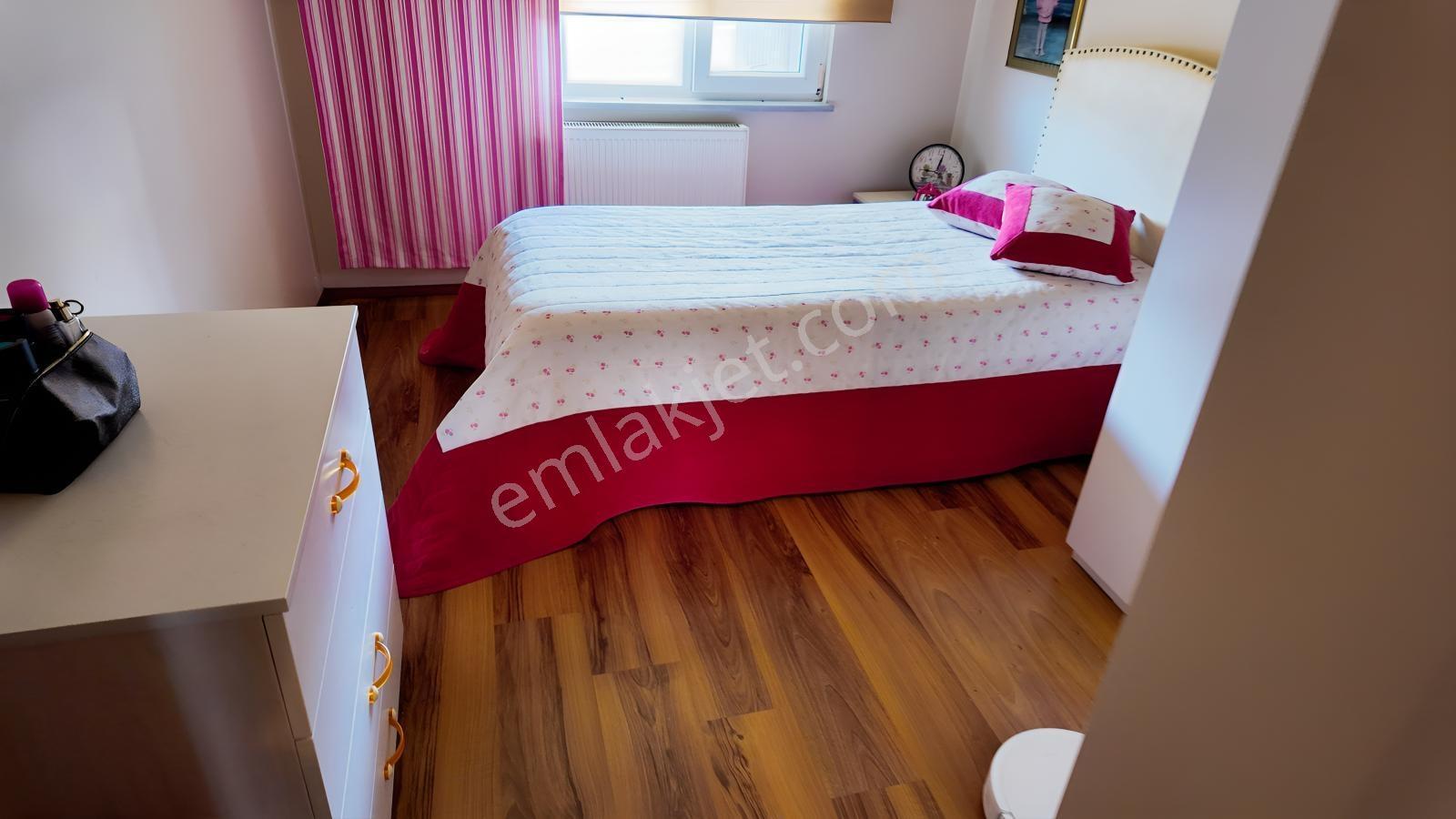 Akyazı Mahallesi'nde Sahile Yürüme Mesafesinde Geniş 3+1 Daire — fotoğraf 16