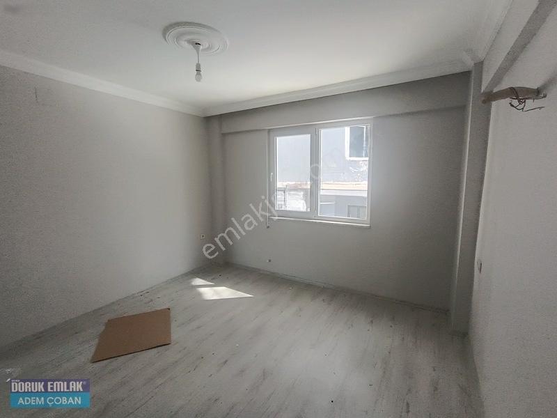 Doruk Emlaktan Acil Satılık Geniş 2+1 Daire — fotoğraf 9