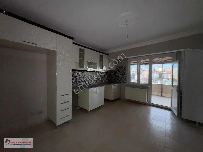 Fevzi Çakmak'ta Satılık 2+1 Daire, 100m², Hisseli Tapu — fotoğraf 10