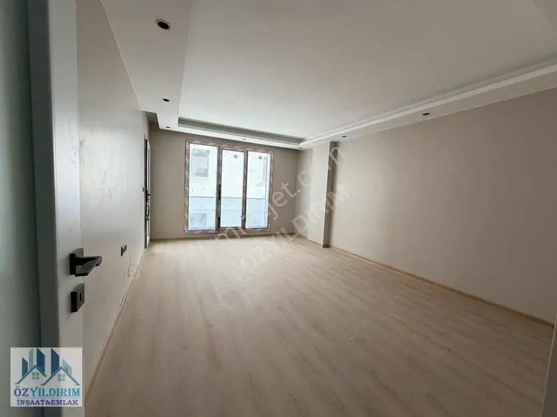 Çekmeköy Merkez'de, Butik Site İçinde 2+1 Lüks Satılık Daire — fotoğraf 2