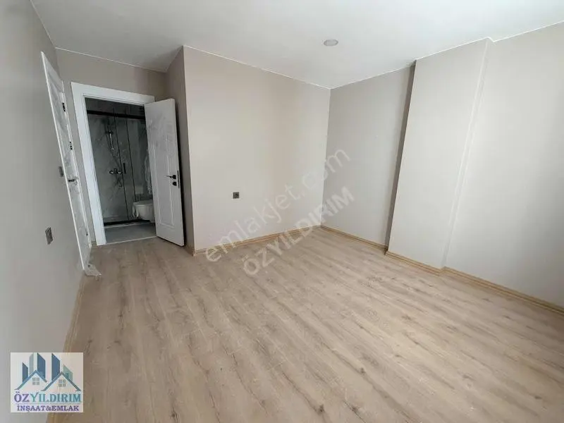 Çekmeköy Merkez'de, Butik Site İçinde 2+1 Lüks Satılık Daire — fotoğraf 5