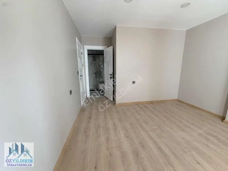 Çekmeköy Merkez'de, Butik Site İçinde 2+1 Lüks Satılık Daire — fotoğraf 6