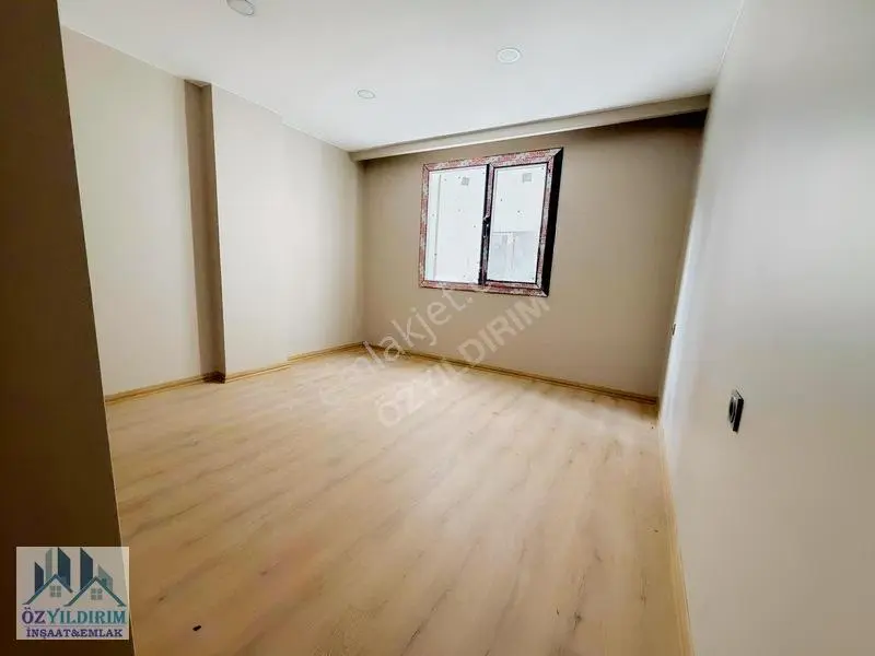 Çekmeköy Merkez'de, Butik Site İçinde 2+1 Lüks Satılık Daire — fotoğraf 11