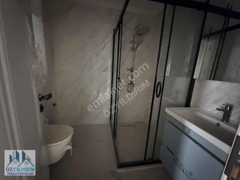 Çekmeköy Merkez'de, Butik Site İçinde 2+1 Lüks Satılık Daire — fotoğraf 21