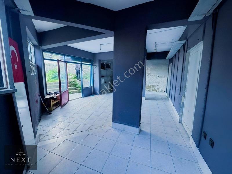 Meydana Adım Mesafesinde Yüksek Kira Getirili 2 Daire + Depo — fotoğraf 5