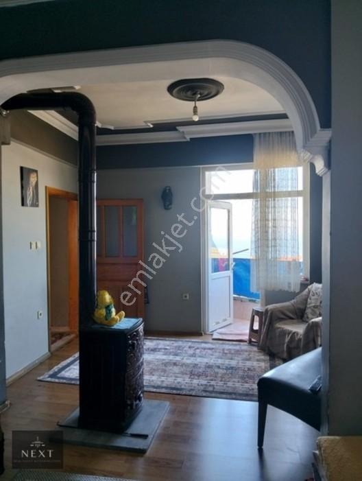 Meydana Adım Mesafesinde Yüksek Kira Getirili 2 Daire + Depo — fotoğraf 7