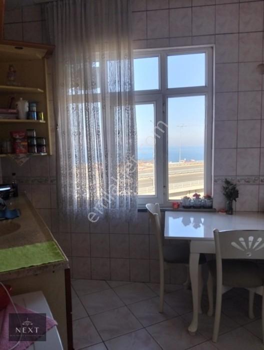 Meydana Adım Mesafesinde Yüksek Kira Getirili 2 Daire + Depo — fotoğraf 9