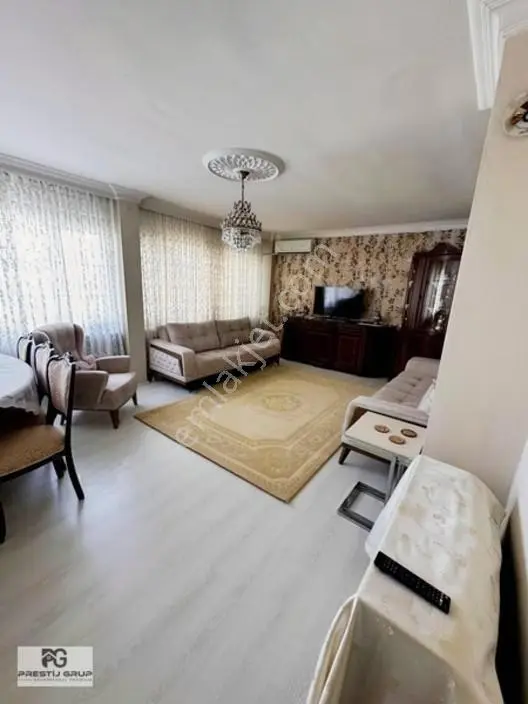 Prestij Gruptan İncirli Cadde Üzeri 2+1 Satılık Daire — fotoğraf 2