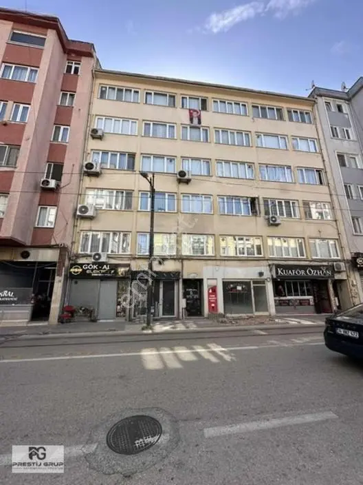 Prestij Gruptan İncirli Cadde Üzeri 2+1 Satılık Daire — fotoğraf 27