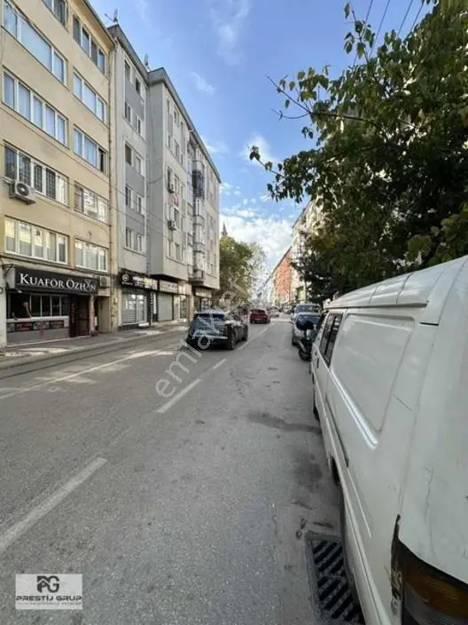 Prestij Gruptan İncirli Cadde Üzeri 2+1 Satılık Daire — fotoğraf 29