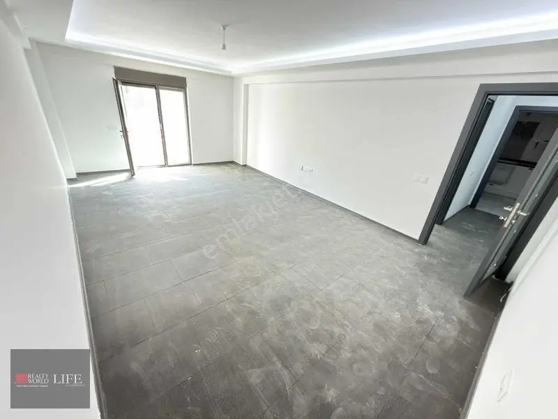 Rw Lıfe // Emek Mah. Ertaş Cadde Yanı Lüks 3+1 Satılık Daire — fotoğraf 3