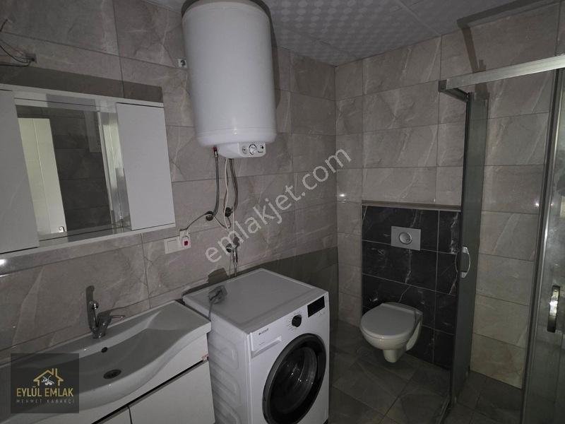 Mumcularda Eşyalı Satılık 2+1 Daire — fotoğraf 7