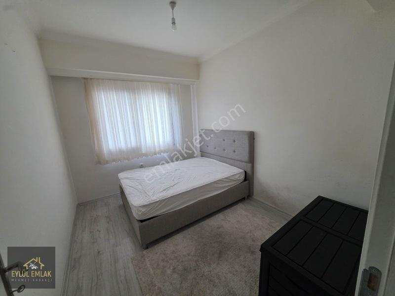 Mumcularda Eşyalı Satılık 2+1 Daire — fotoğraf 20