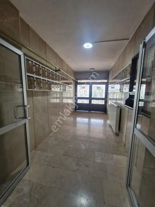 Belediye Konutlarında Cem Evi Karşısında Full Yapılı 2,5+1 Daire — fotoğraf 17