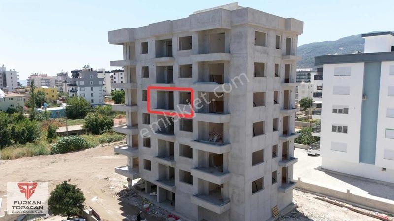 Yeni Pazar Yeri Yanı Süper Genişlikte Satılık 1+1 Daire
