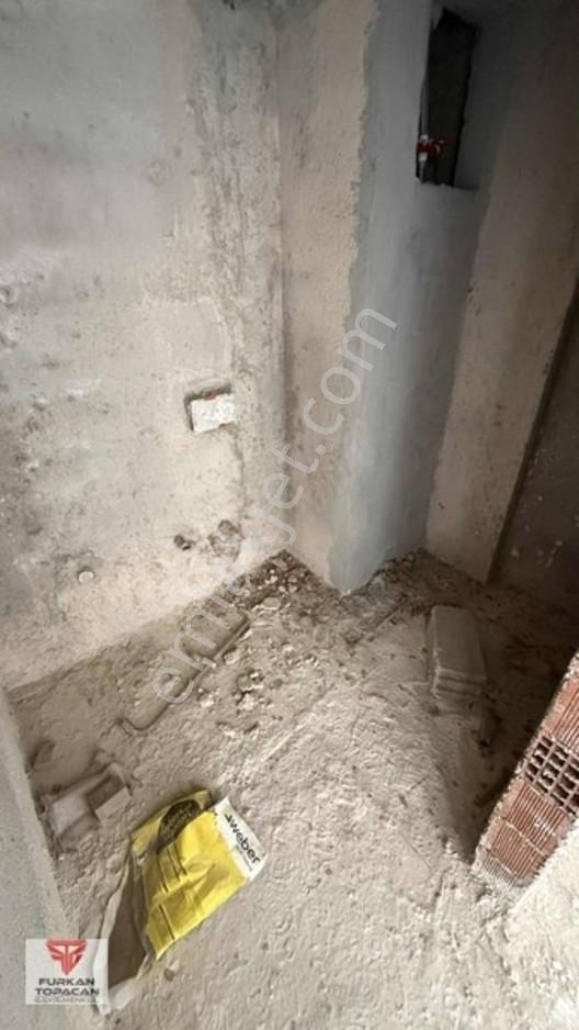 Yeni Pazar Yeri Yanı Süper Genişlikte Satılık 1+1 Daire — fotoğraf 12