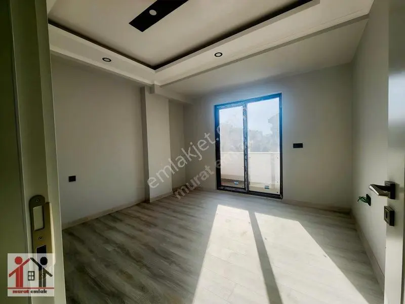 Sıfır Lüx Katda Oturuma Hazır 1+1 Kapalı Garajlı Daire — fotoğraf 7