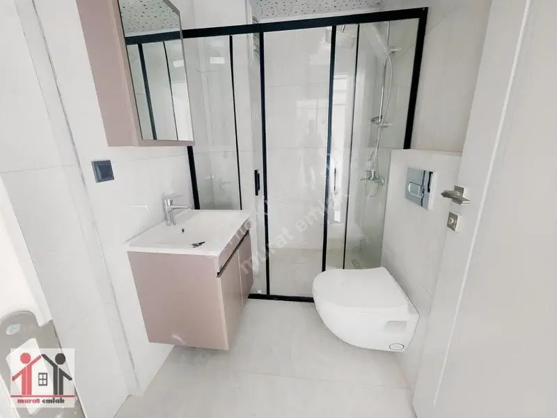Sıfır Lüx Katda Oturuma Hazır 1+1 Kapalı Garajlı Daire — fotoğraf 12