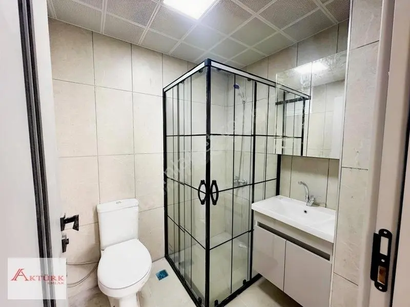 //aktürk Emlak\\ara Kat Yerden Isıtma Güney Ön Cephe Sıfır Daire — fotoğraf 7