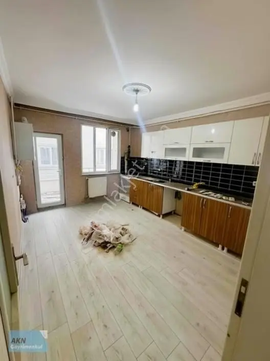 Akn Gayrimenkulden Muhteşem Konumda 3+1 — fotoğraf 3