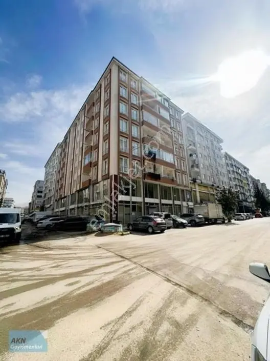 Akn Gayrimenkulden Muhteşem Konumda 3+1 — fotoğraf 10