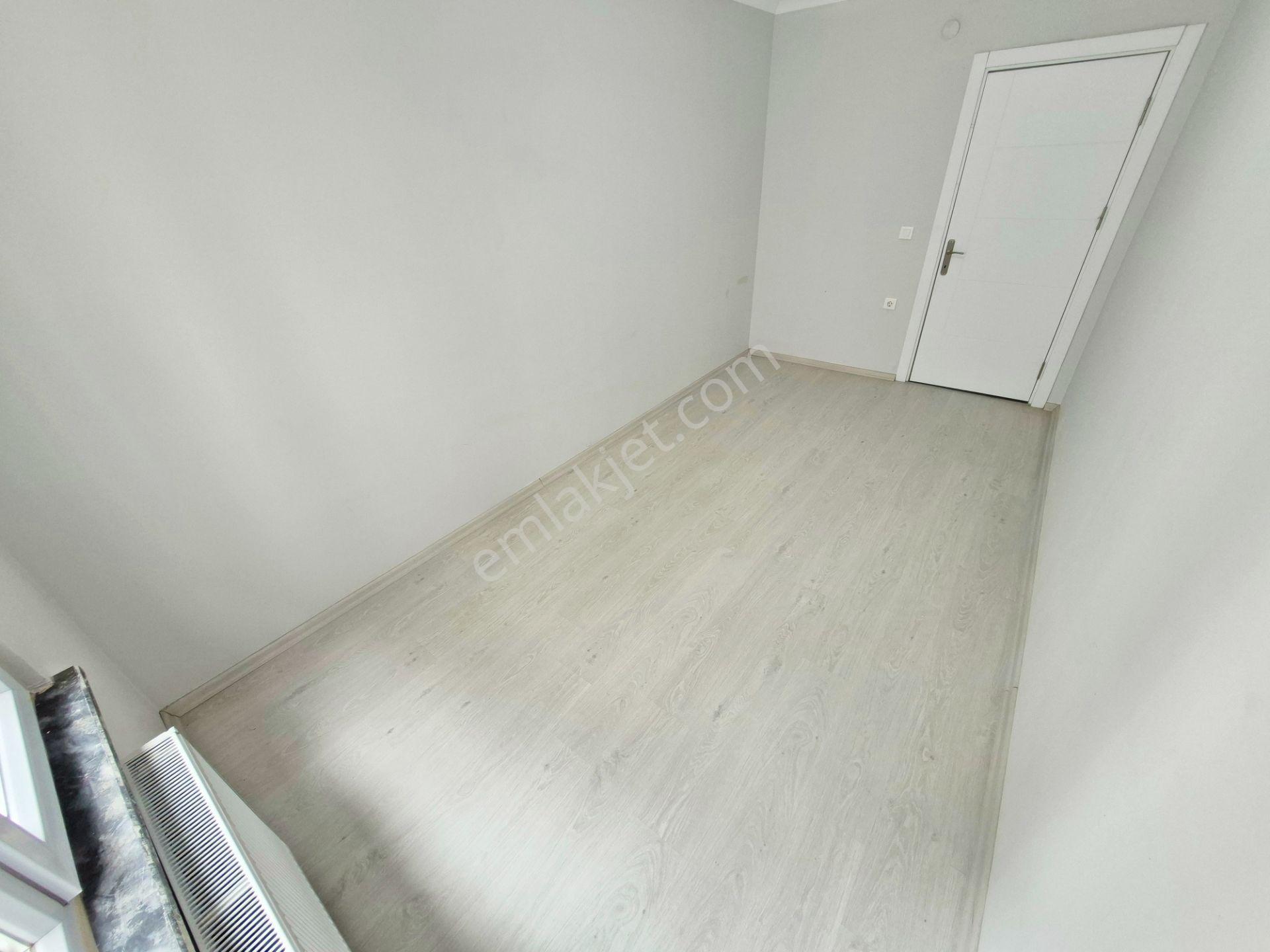 Aktif'ten Akçay 'da Satılık 8 Yaşında Arakat Ön Cephe Otoparklı 2+1 Daire — fotoğraf 16
