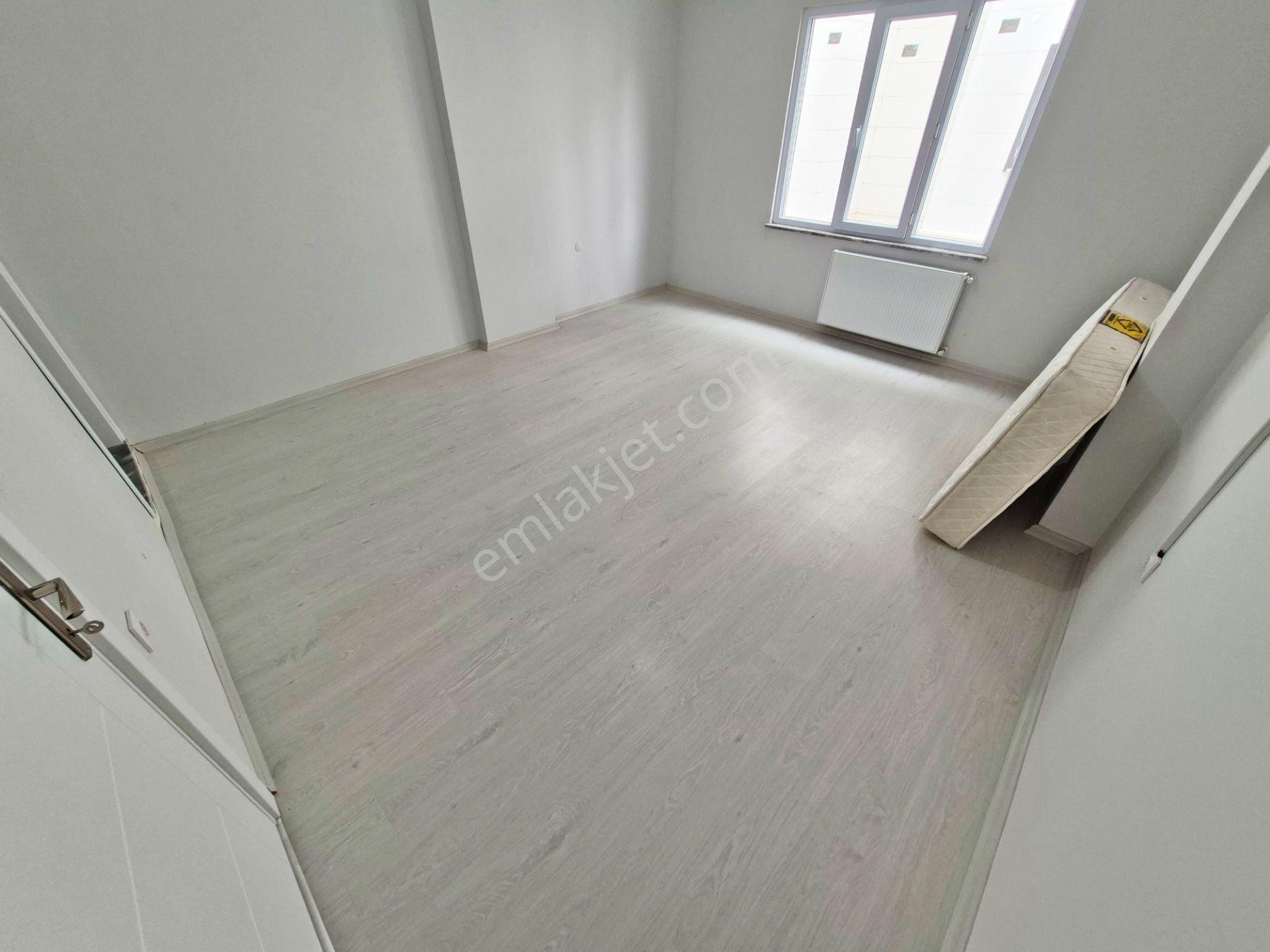 Aktif'ten Akçay 'da Satılık 8 Yaşında Arakat Ön Cephe Otoparklı 2+1 Daire — fotoğraf 17
