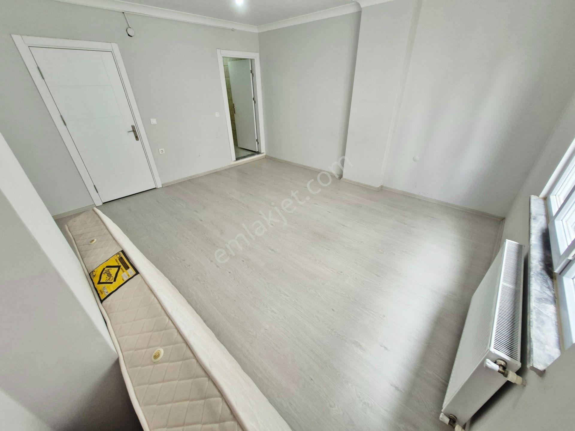 Aktif'ten Akçay 'da Satılık 8 Yaşında Arakat Ön Cephe Otoparklı 2+1 Daire — fotoğraf 19
