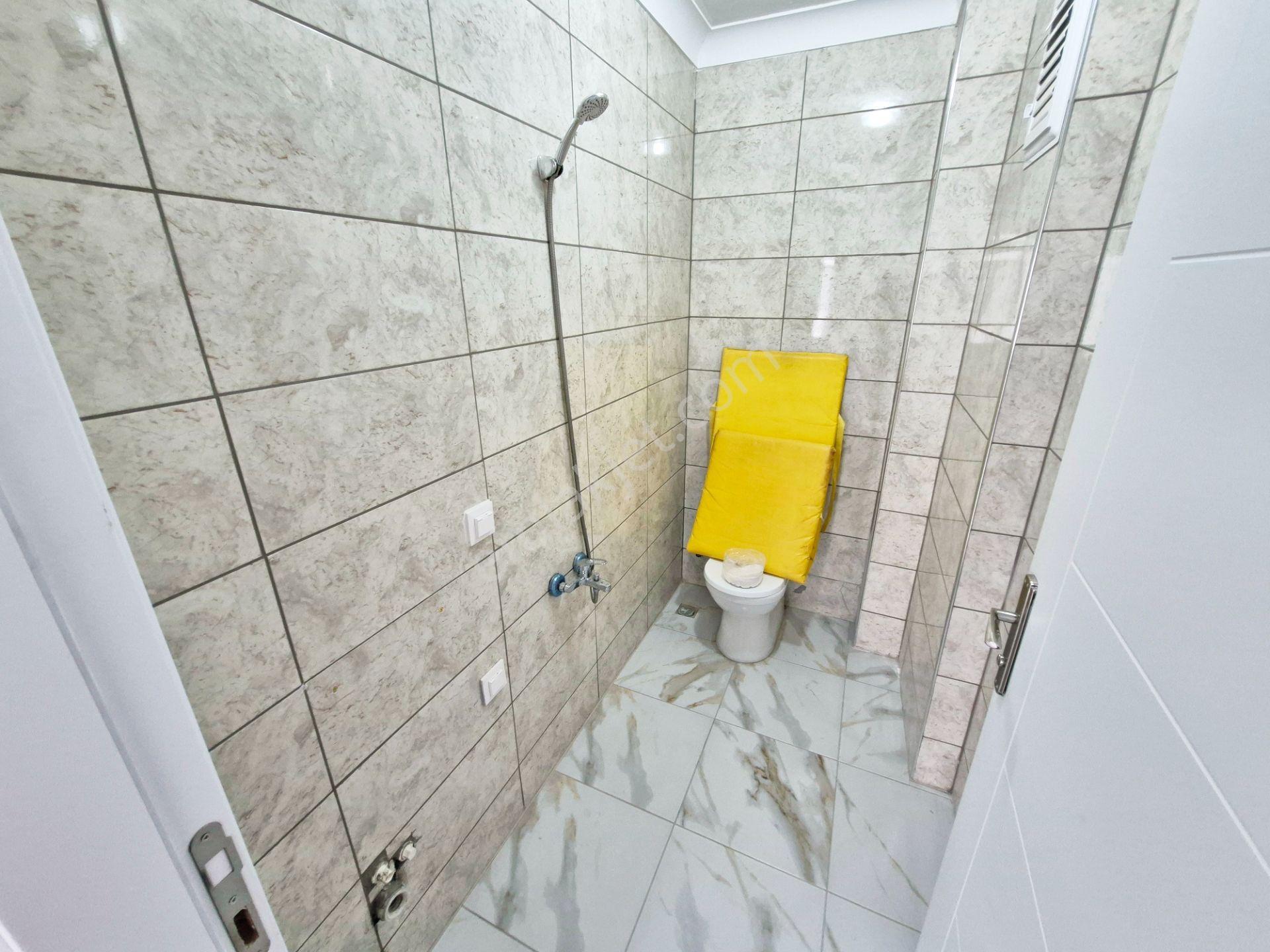 Aktif'ten Akçay 'da Satılık 8 Yaşında Arakat Ön Cephe Otoparklı 2+1 Daire — fotoğraf 21