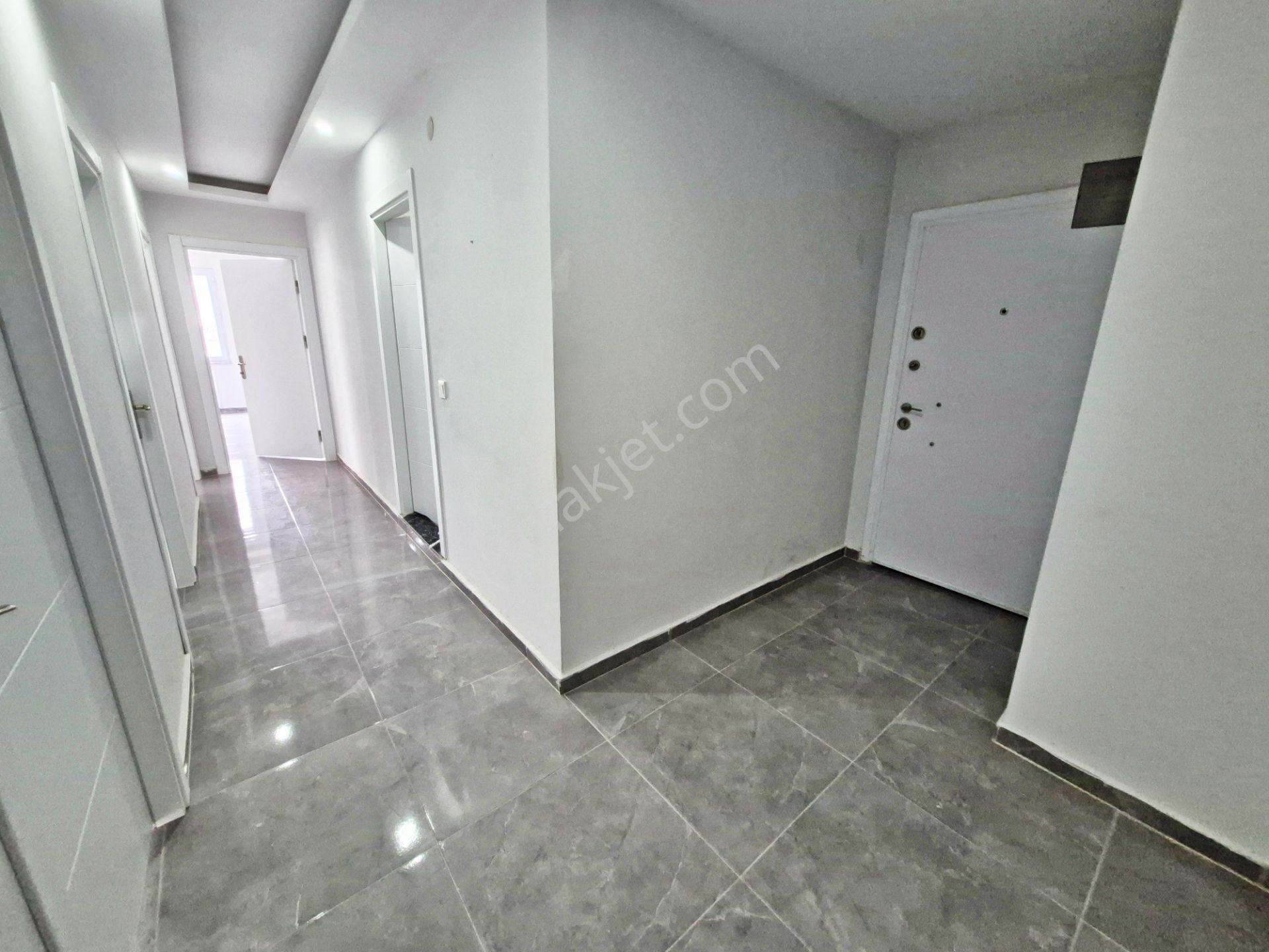 Aktif'ten Akçay 'da Satılık 8 Yaşında Arakat Ön Cephe Otoparklı 2+1 Daire — fotoğraf 26