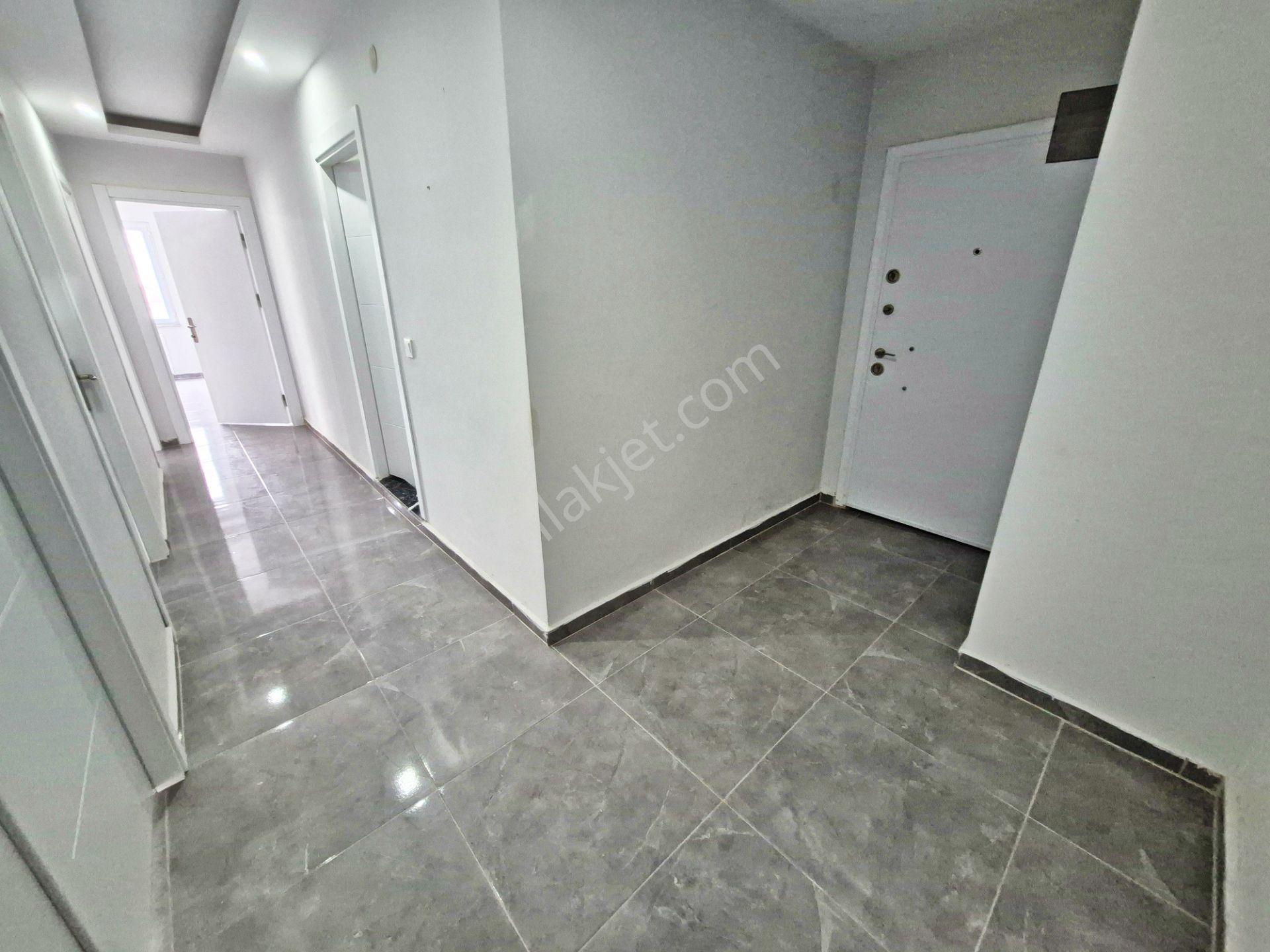 Aktif'ten Akçay 'da Satılık 8 Yaşında Arakat Ön Cephe Otoparklı 2+1 Daire — fotoğraf 27