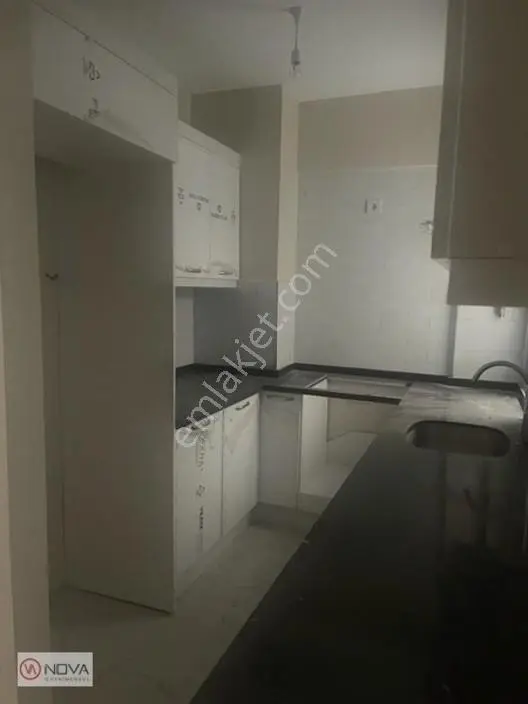 Nova'dan Moda Şifa Sokak'ta,satılık, Balkonlu 2+1 — fotoğraf 8