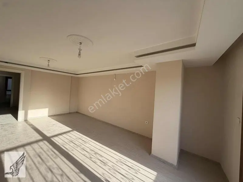 Seferihisar Merkezde 2+1 Kapalı Mutfak Satılık Daire — fotoğraf 11