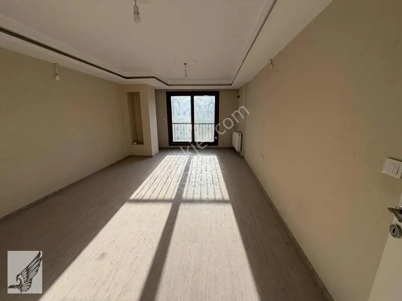Seferihisar Merkezde 2+1 Kapalı Mutfak Satılık Daire — fotoğraf 13