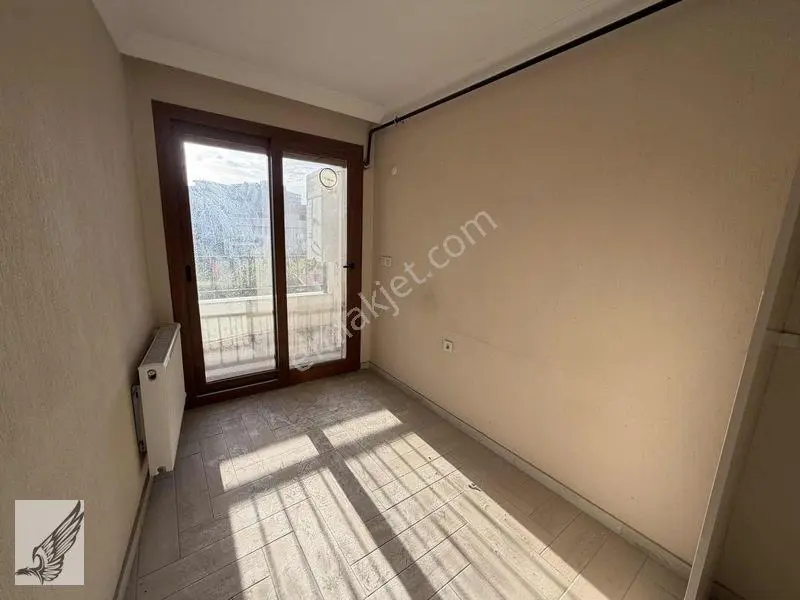 Seferihisar Merkezde 2+1 Kapalı Mutfak Satılık Daire — fotoğraf 17