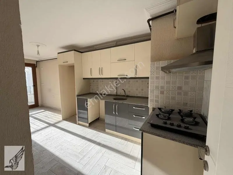 Seferihisar Merkezde 2+1 Kapalı Mutfak Satılık Daire — fotoğraf 19